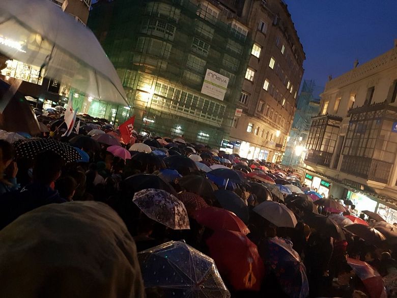 17-10-16 LumesNuncaMaisPontevedra04.jpeg